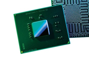 Процессор серверного уровня Intel Atom S1200 мощностью 6 Вт  