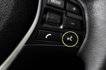 Apple распространит Siri на автомобилистов - Eyes Free