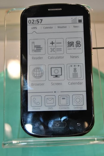 Fndroid и Eink работают над дешевыми мобильниками