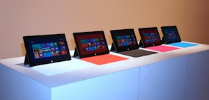 Microsoft планирует уменьшить стоимость планшетов Surface RT