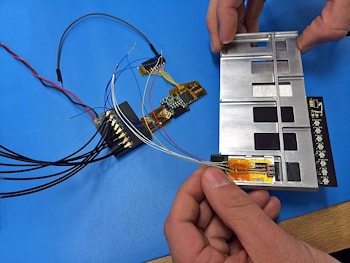Google Project Ara «позирует» на фотографиях