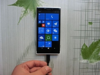 Прототип Lumia McLaren «засветился» на TaoBao