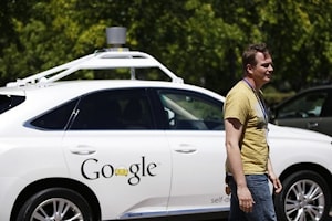 Google нужен партнер для производства «беспилотных авто»
