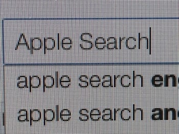 Apple делает собственный поисковик?