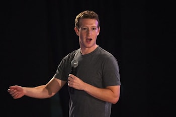На Facebook появится реклама в видеороликах