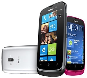 Nokia будет продавать доступные Windows-фоны  