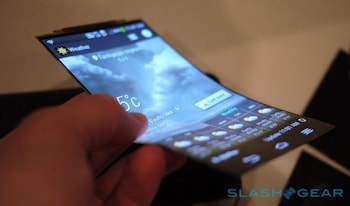 LG о популярности «гнутых» смартфонов  