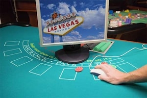 Почему так важно играть в казино в интернете только со своего компьютера или мобильного телефона?  