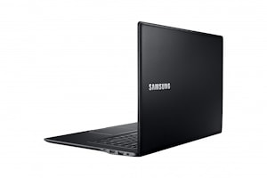 Samsung ATIV Book 9 Style: красивый лэптоп с «кожаным» корпусом  