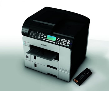Ricoh SG 3120B SFNw: первое МФУ с аккумулятором  