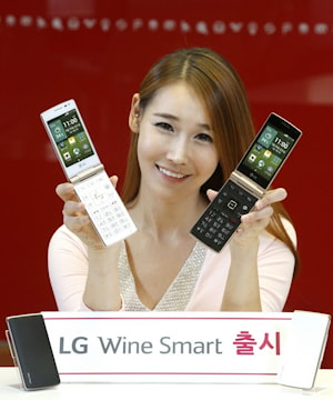 Wine Smart: первый раскладной смартфон от LG  