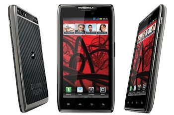 Motorola RAZR MAXX доберется до Европы в мае  