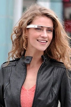 Очки дополненной реальности Project Glass тестируются Google  