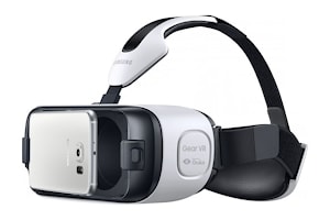 Шлем виртуальной реальности Gear VR Innovator Edition от Samsung  