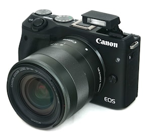 Беззеркальная цифровая фотокамера Canon EOS M3  