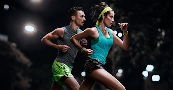 Philips ActionFit: спортивные наушники с прочным кабелем  