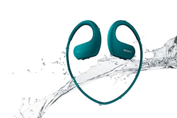 Sony WS410: водостойкие наушники-плееры  