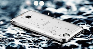 Официально анонсирован смартфон HTC 10 evo  