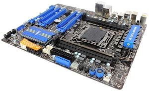 MSI X79A-GD65 – материнская плата для новой флагманской платформы Intel LGA 2011  