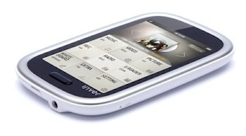 iRiver B100: медиаплеер с сенсорным дисплеем  