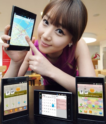 LG Optimus Vu: 5-дюймовый смартфон  