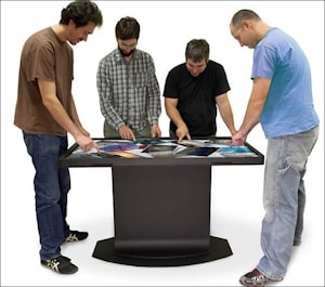55-дюймовые сенсорные столы Ideum Platform и Pro  
