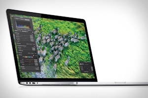 Apple начала производство 13-дюймовых MacBook Pro Retina  
