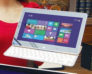 Планшет-слайдер LG H160 с физической клавиатурой  